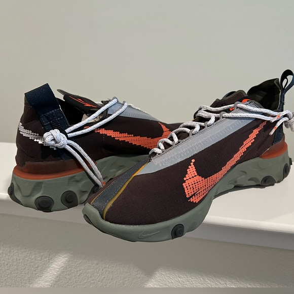 NIKE React Runner WR ISPA. NEW. See all details below. - Picture 9 of 14